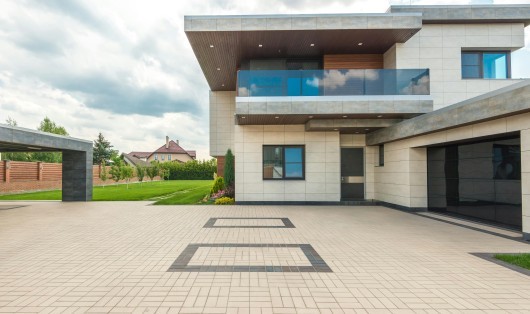 Les avantages du toit plat pour une maison contemporaine | Maisons Atrium