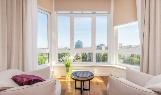 Pourquoi choisir des fenêtres à double ou triple vitrage pour votre maison ? | Maisons Atrium